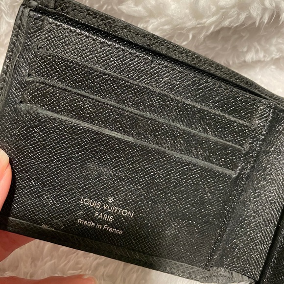Louis Vuitton Multiple Wallet - Grey - Picture 15 of 16